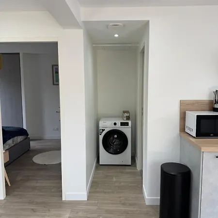 Lonchamps 4 - Magnifique Neuf, 1 * Экс-ле-Бен