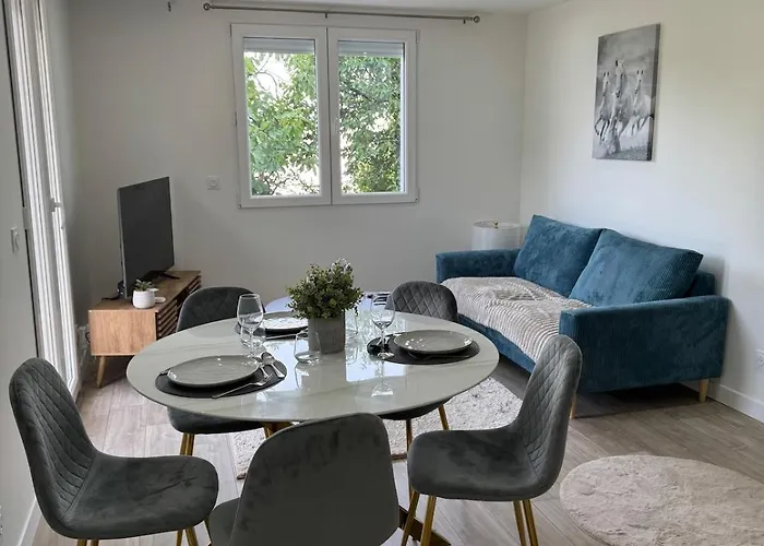 Lonchamps 4 - Magnifique Neuf, 1 * Aix-les-Bains