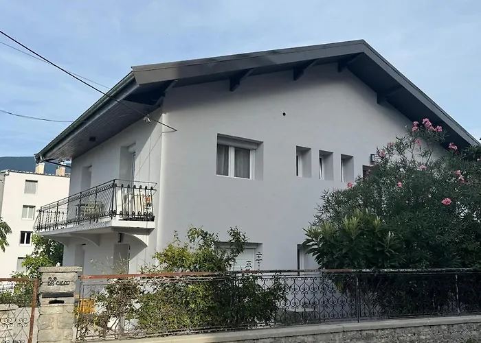 Lonchamps 4 - Magnifique Neuf, 1 *